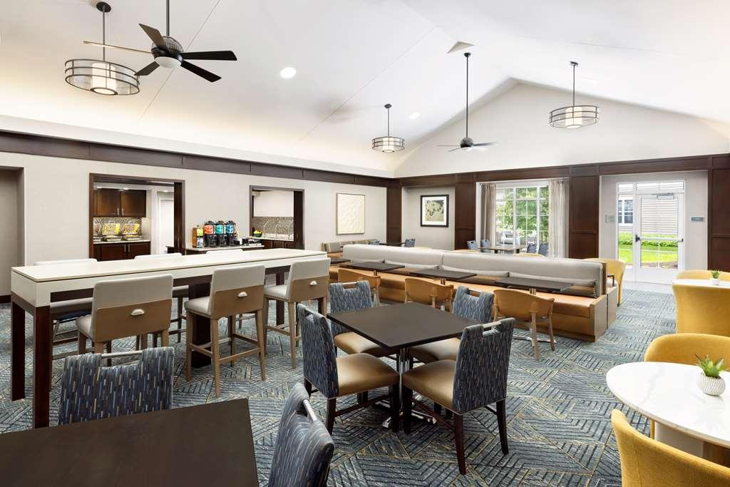 Homewood Suites By Hilton Portsmouth Restoran gambar